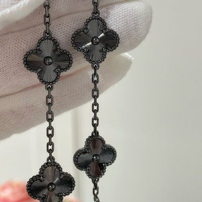 [Kismet Jewels ]CLOVER 5 MOTIF BLACK BRACELET