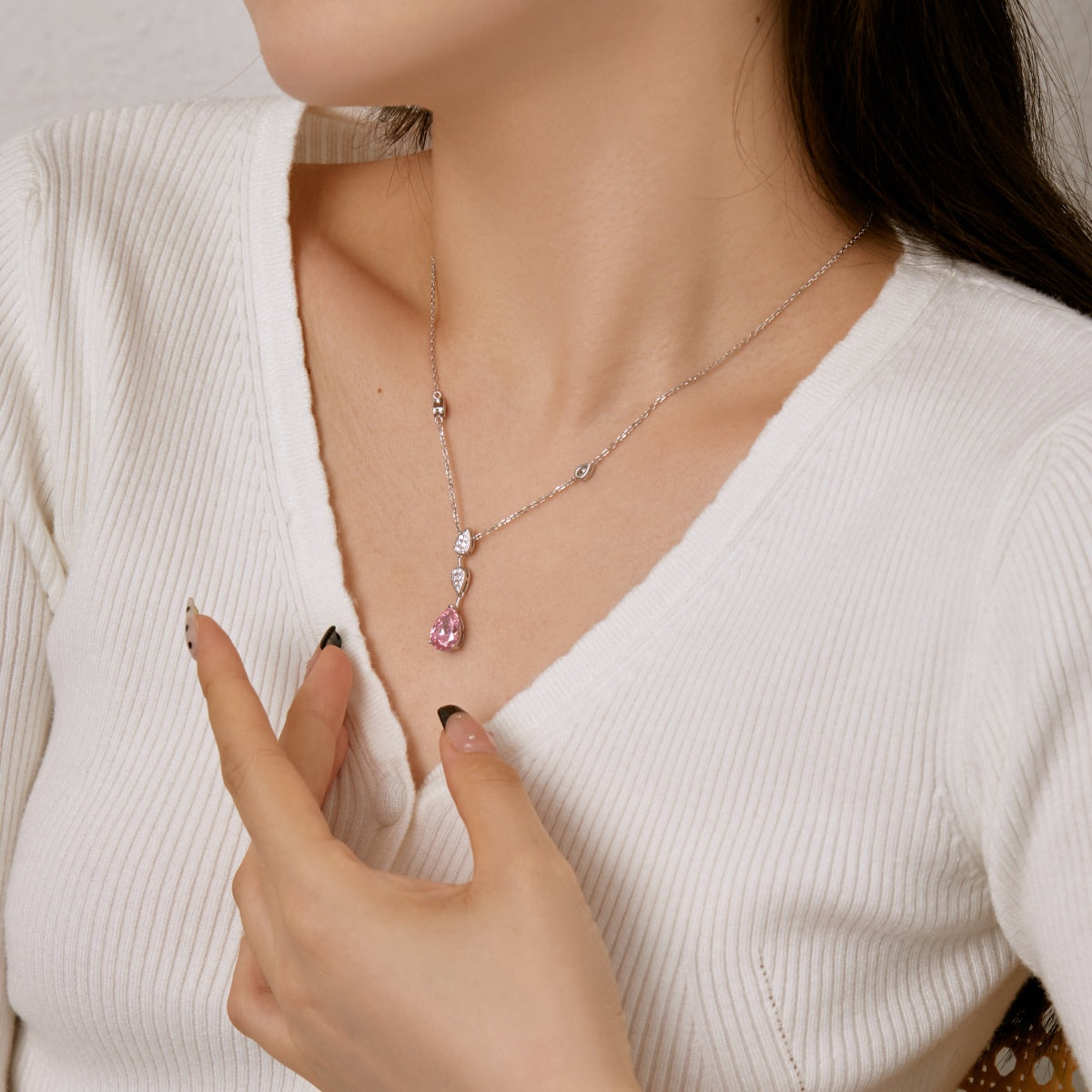 [Kismet Jewels ]Dazzling Pear Cut Necklace