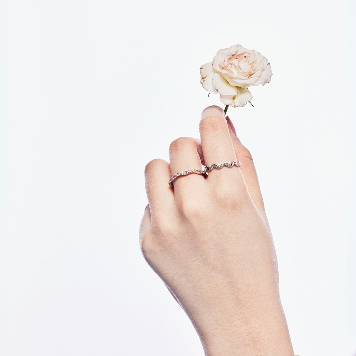 [Echo Fine ]Ornate Vibrant Round Cut Daily Ring