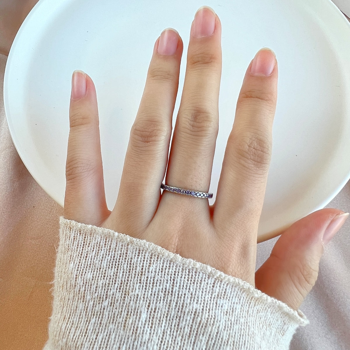[Kismet Jewels ]Delicate Sparkling Round Cut Daily Ring