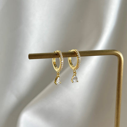 [Kismet Jewels ]Luxurious Geometric Drop Earrings