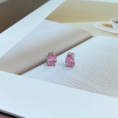 [Kismet Jewels ]Ornate Water Drop Shape Earrings