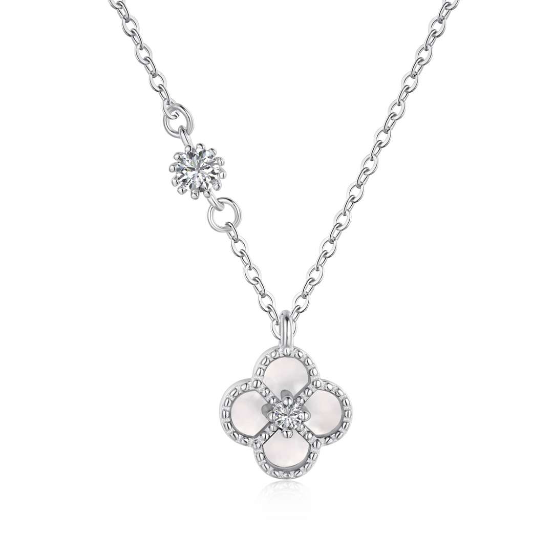 [Kismet Jewels ]Delicate Flower Shape Necklace