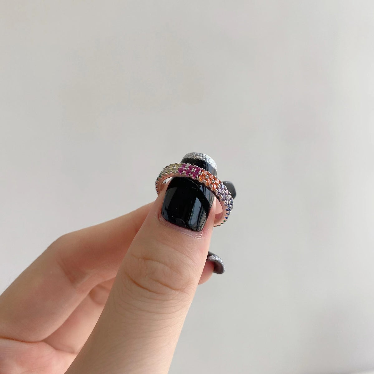 [Kismet Jewels ]Unique Colorful Round Cut Tennis Ring