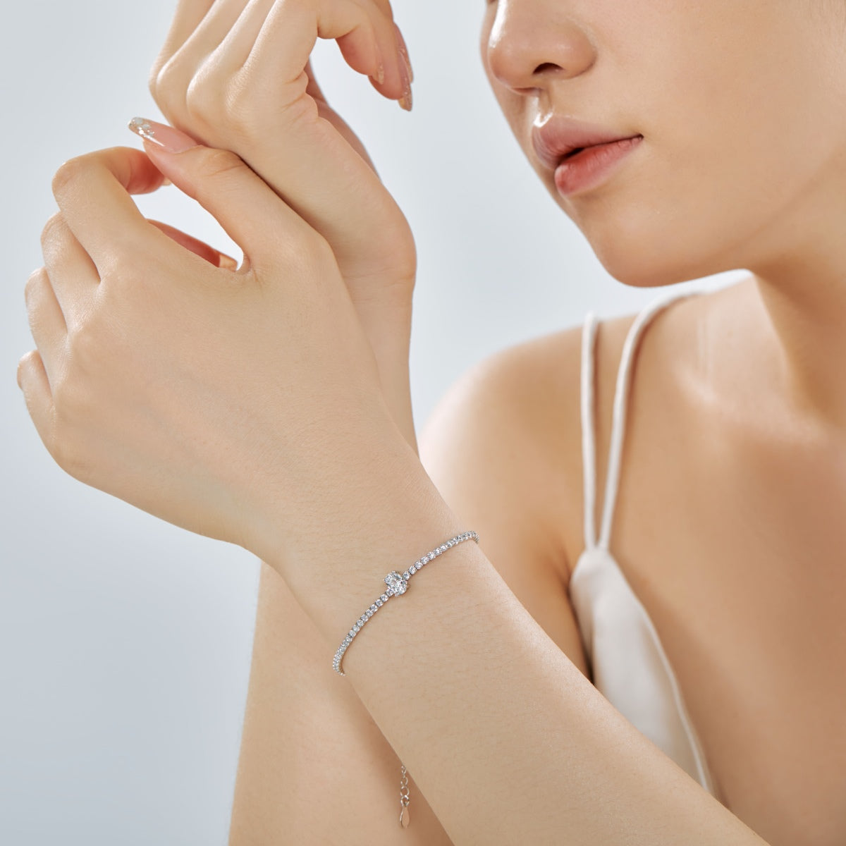 [Kismet Jewels ]0.75 Carat Exquisite Oval Cut Daily Bracelet