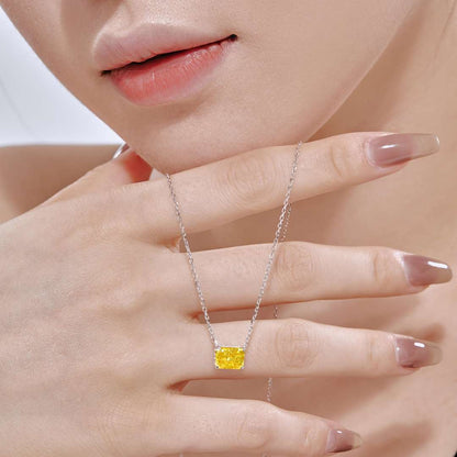 [Kismet Jewels ]Luxurious Square Shape Colorful Necalack