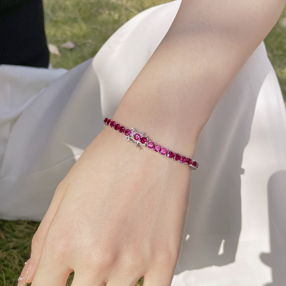 [Kismet Jewels ]Radiant Colorful Round Cut Party Bracelet