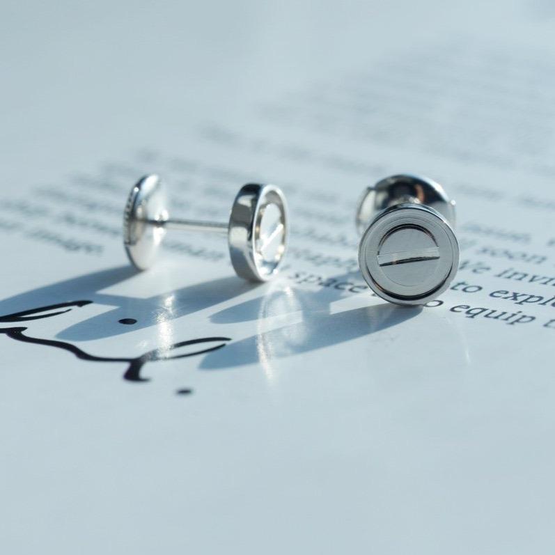 [Kismet Jewels ]LOVE EARRINGS SILVER 10MM