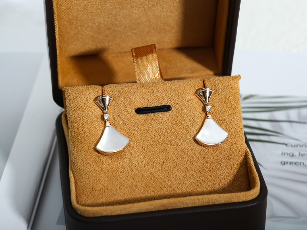 [Kismet Jewels ]DREAM MOP PINK GOLD EARRINGS