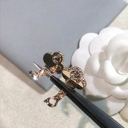 [Kismet Jewels ]CLOVER MEDIUM 1 MOTIFS  PINK MOP DIAMOND EARRINGS