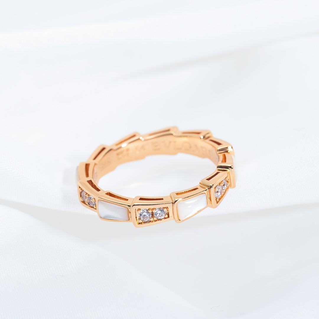 [Kismet Jewels ]SERPENTI RING PINK GOLD DIAMOND MOP 3MM