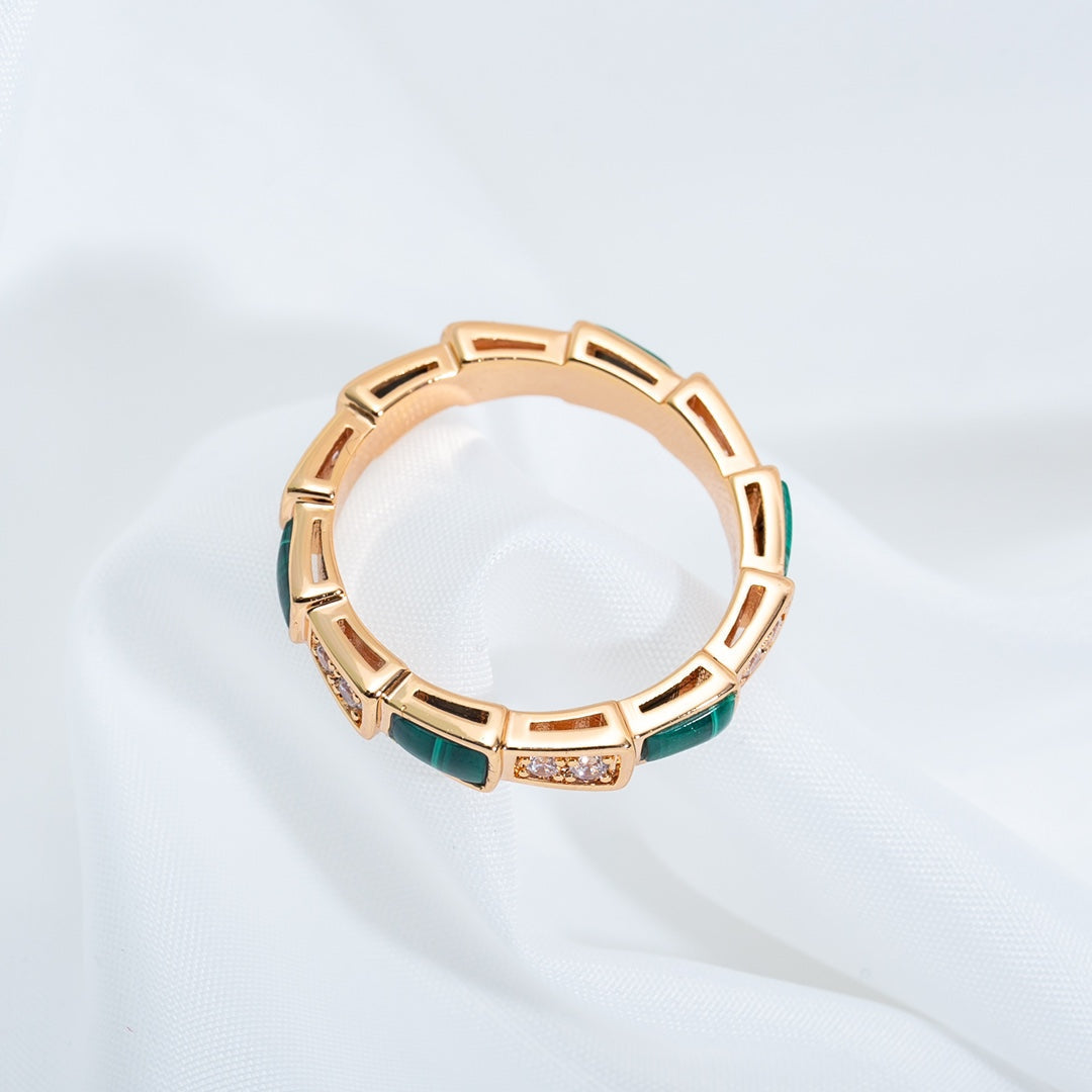 [Echo ]SERPENTI RING PINK GOLD MALACHITE DIAMOND 3MM