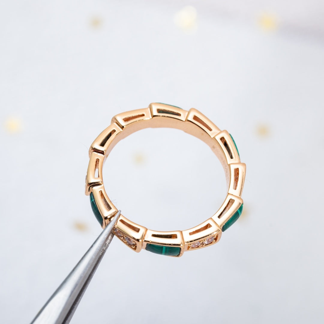 [Echo ]SERPENTI RING PINK GOLD MALACHITE DIAMOND 3MM