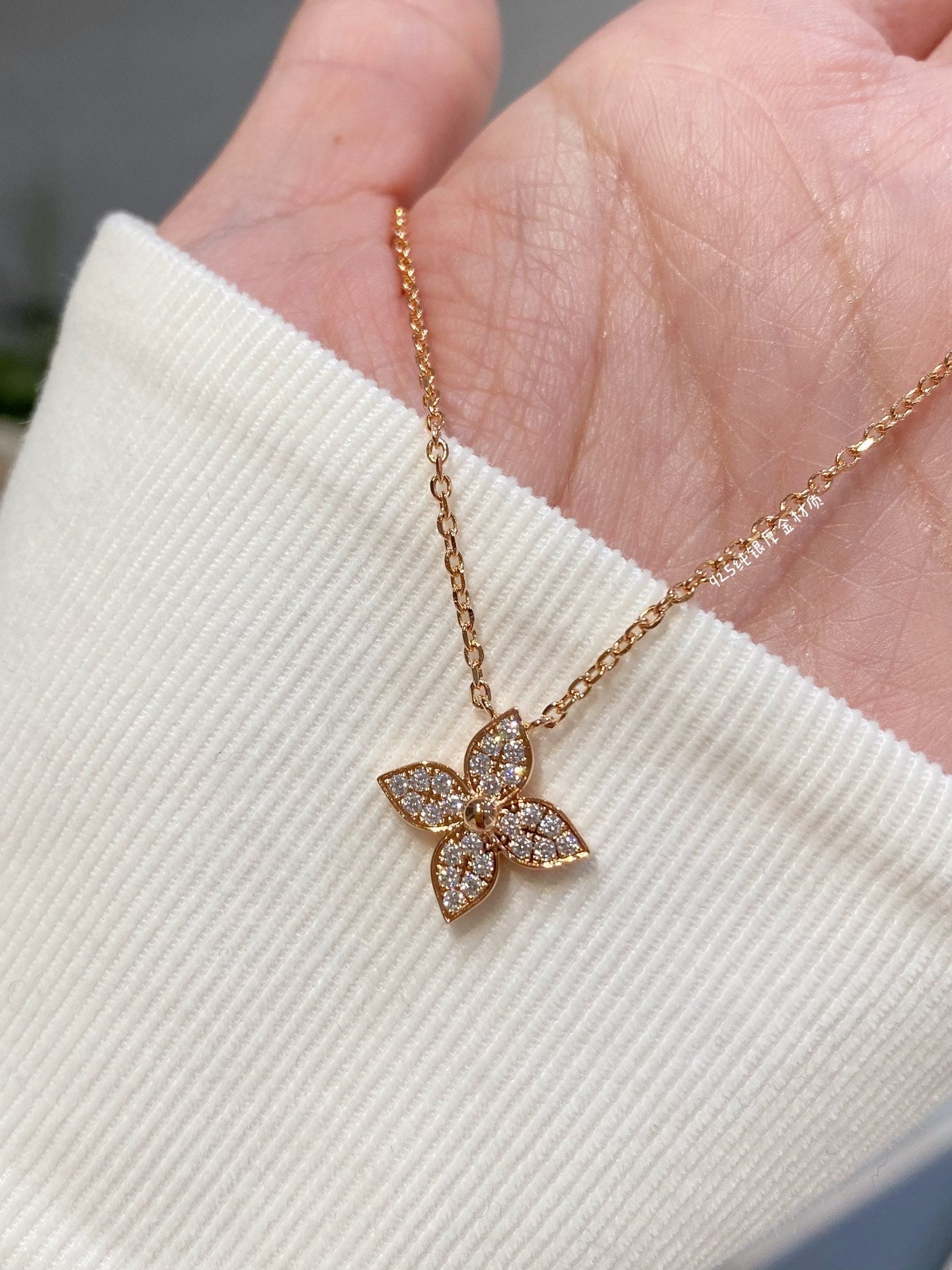 [Kismet Jewels ]STAR DIAMOND NECKALCE