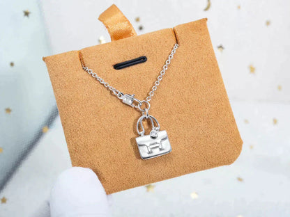 [Echo ]AMULETTE PEDANT SILVER NECKLACE