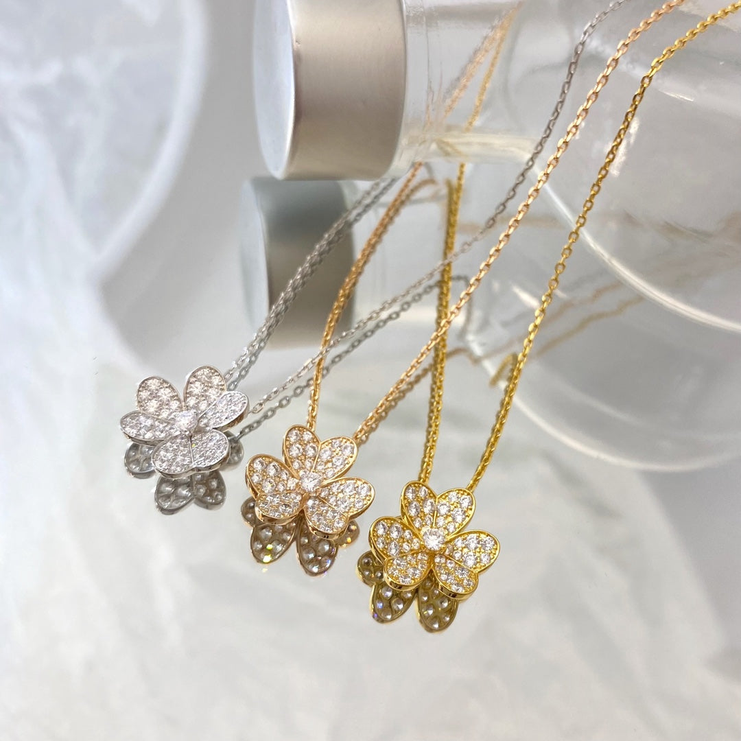 [Kismet Jewels ]FLOWER DIAMOND NECKLACE
