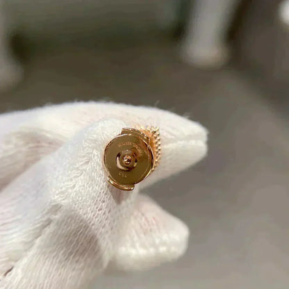 [Kismet Jewels ]HEART CARNELIAN STUD EARRINGS