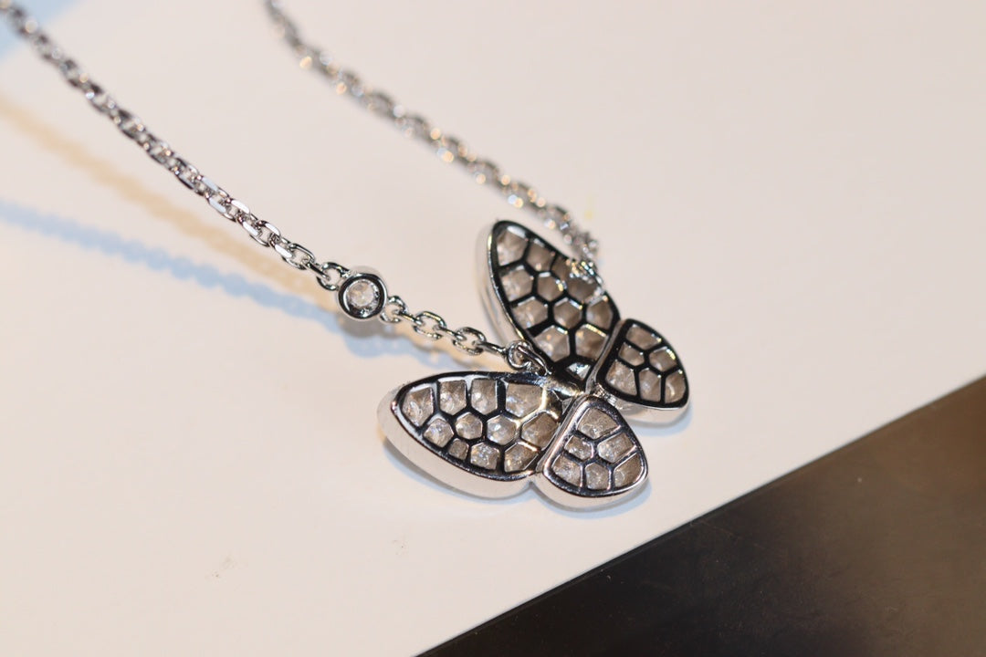 [Kismet Jewels ]BUTTERFLY DIAMOND NECKLACE