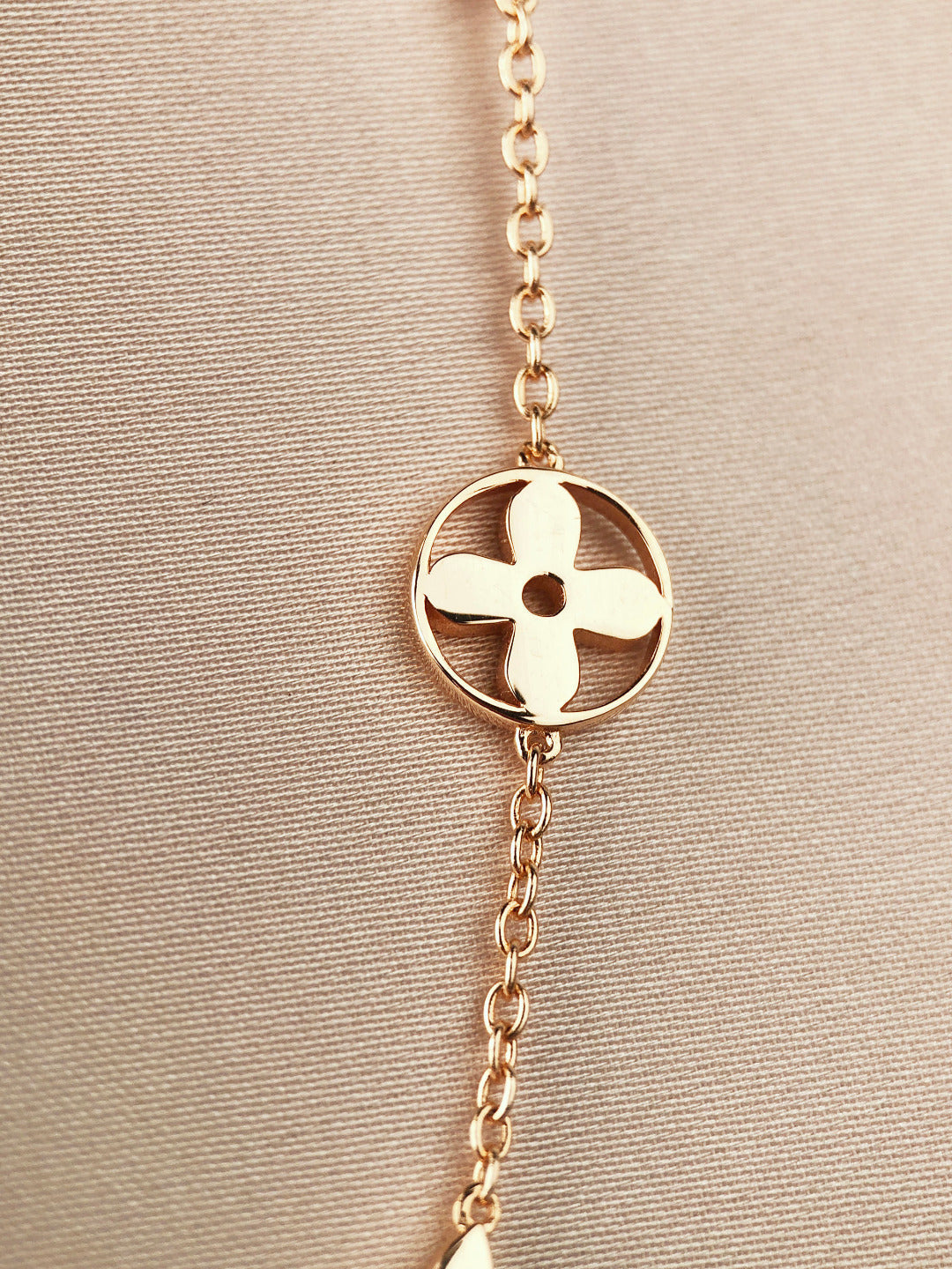 [Kismet Jewels ]STAR AND SUN 7 MOTIFS GOLD BRACELET