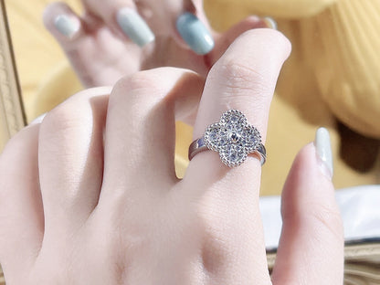 [Kismet Jewels ]CLOVER DIAMOND RING