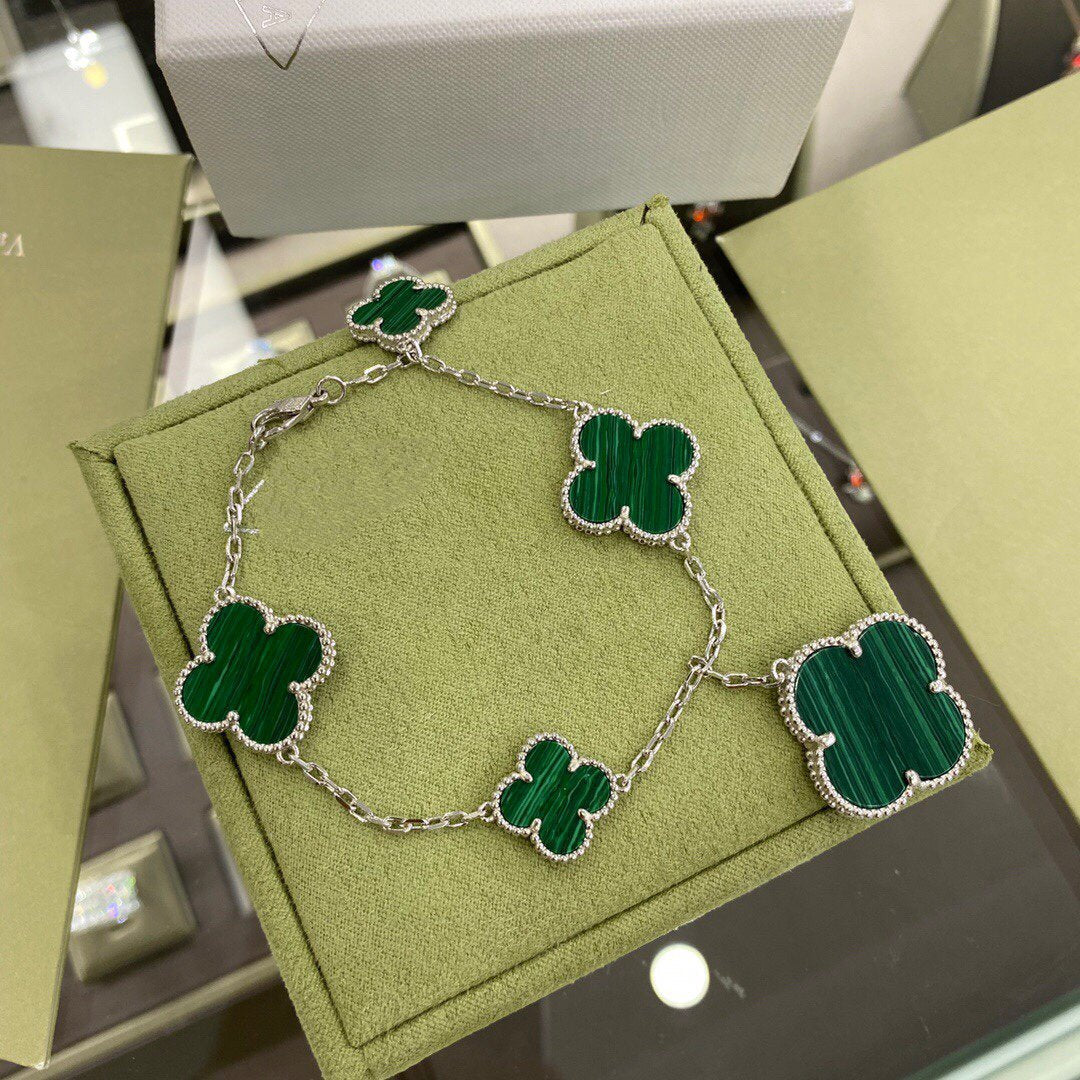 [Kismet Jewels ]CLOVER 5 MOTIFS SIVLER MALACHITE BRACELET