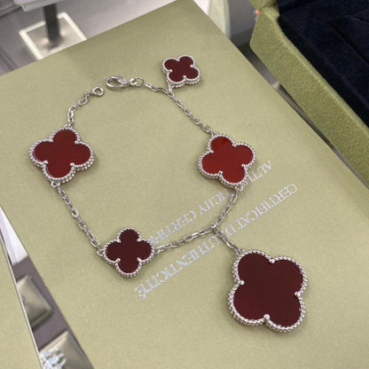 [Kismet Jewels ]CLOVER 5 MOTIFS SIVLER CARNELIAN BRACELET