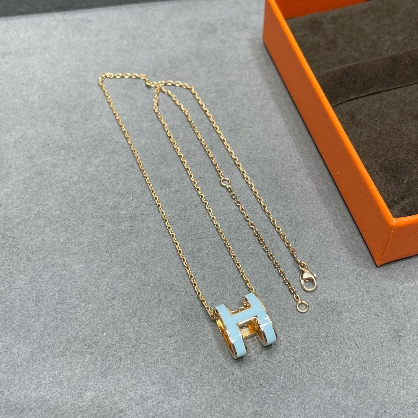 [Kismet Jewels ]POP H SKY BLUE NECKLACE