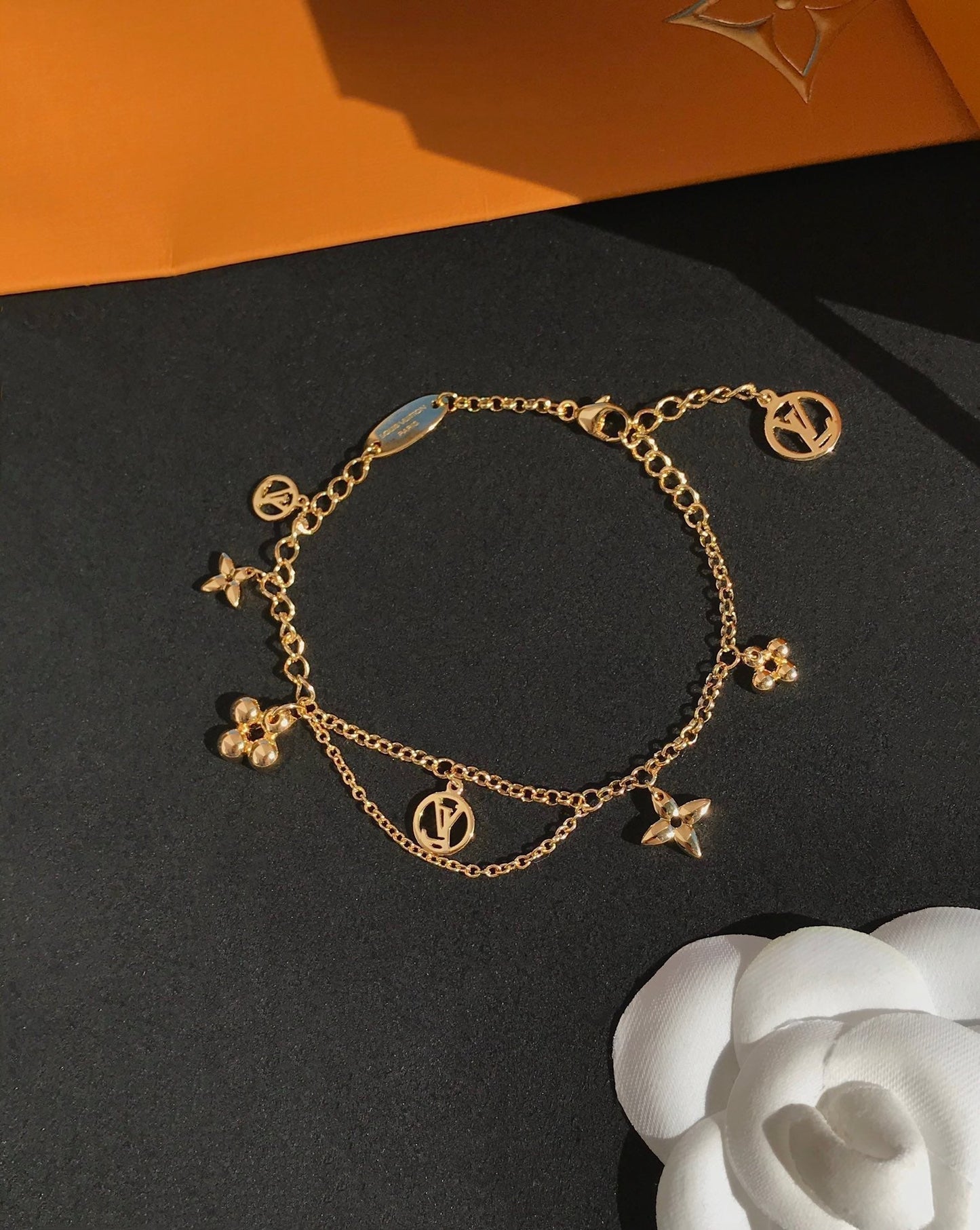 [Kismet Jewels ]BLOOMING PINK GOLD MOP BRACELET