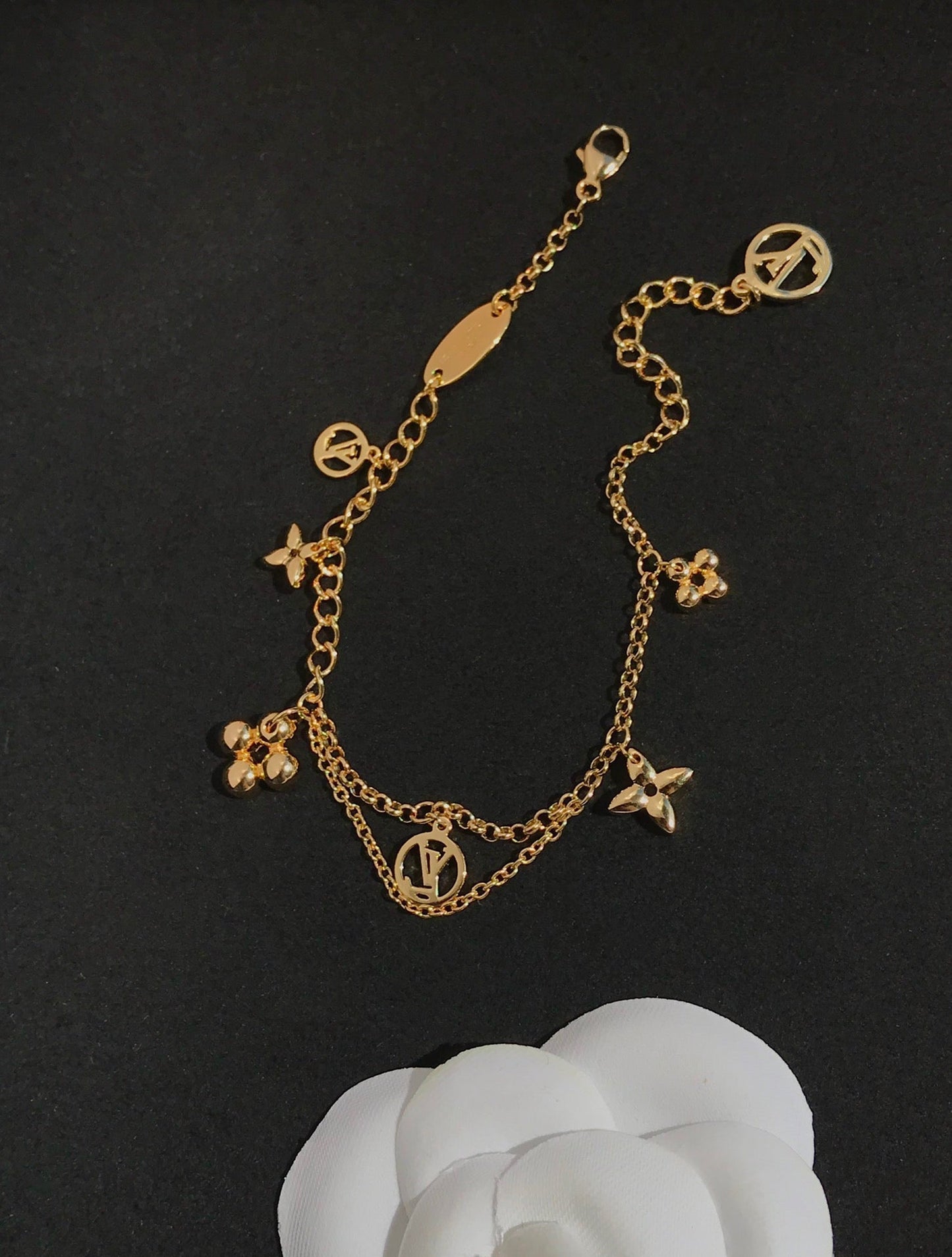 [Kismet Jewels ]BLOOMING PINK GOLD MOP BRACELET