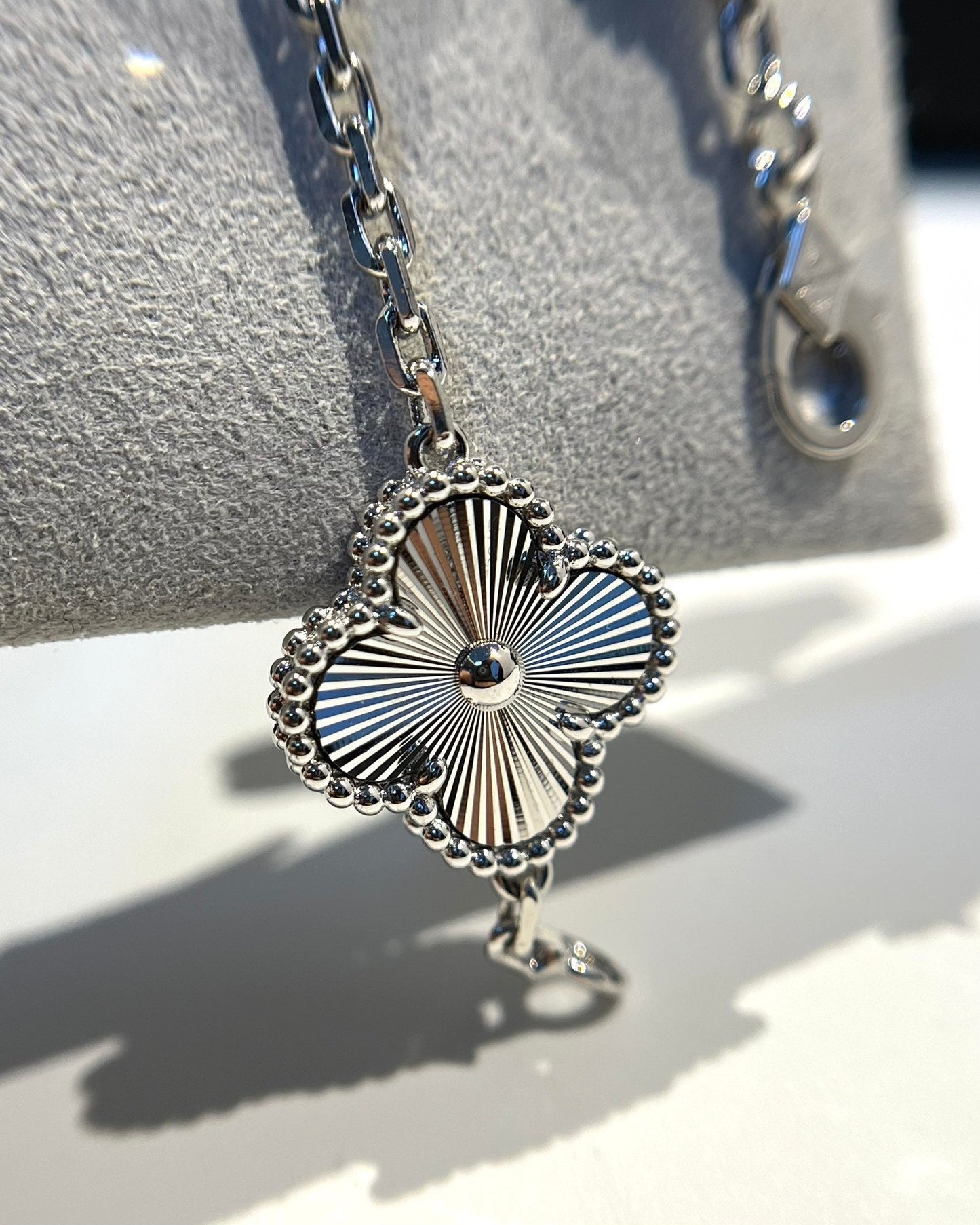 [Kismet Jewels ]CLOVER 5 MOTIF SILVER DIAMOND BRACELET