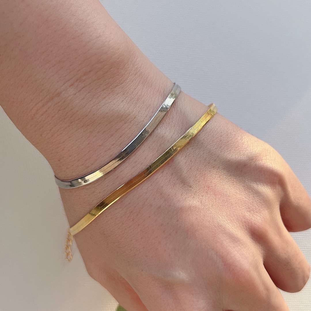 [Kismet Jewels ]Flat Snake Bone Chain Blade Necklace