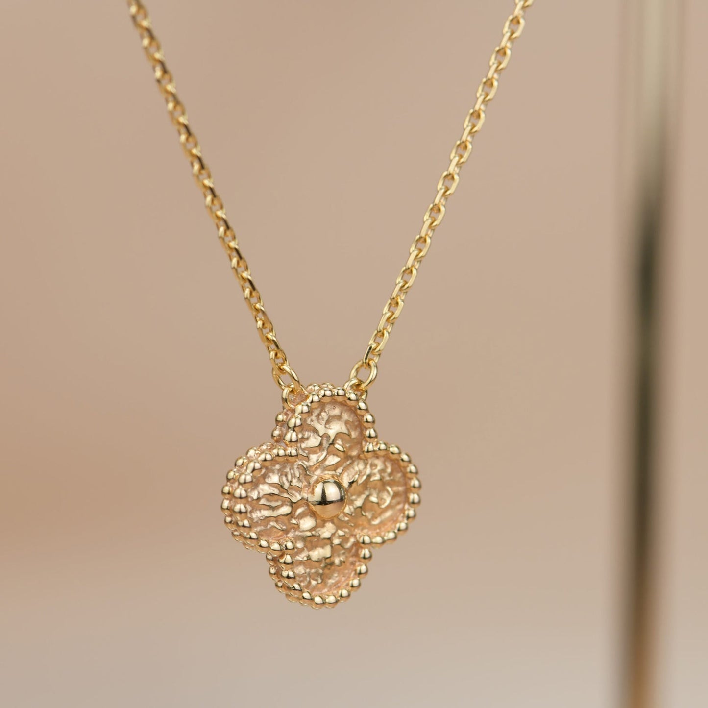 [Kismet Jewels ]CLOVER 15MM  BRONZING NECKLACE