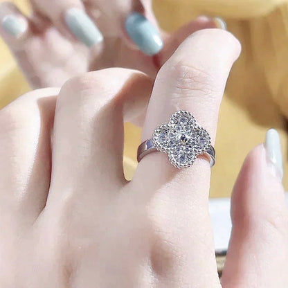 [Kismet Jewels ]CLOVER DIAMOND RING
