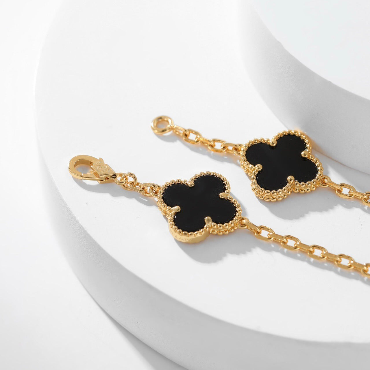 [Kismet Jewels ]CLOVER 10 MOTIFS ONYX NECKLACE