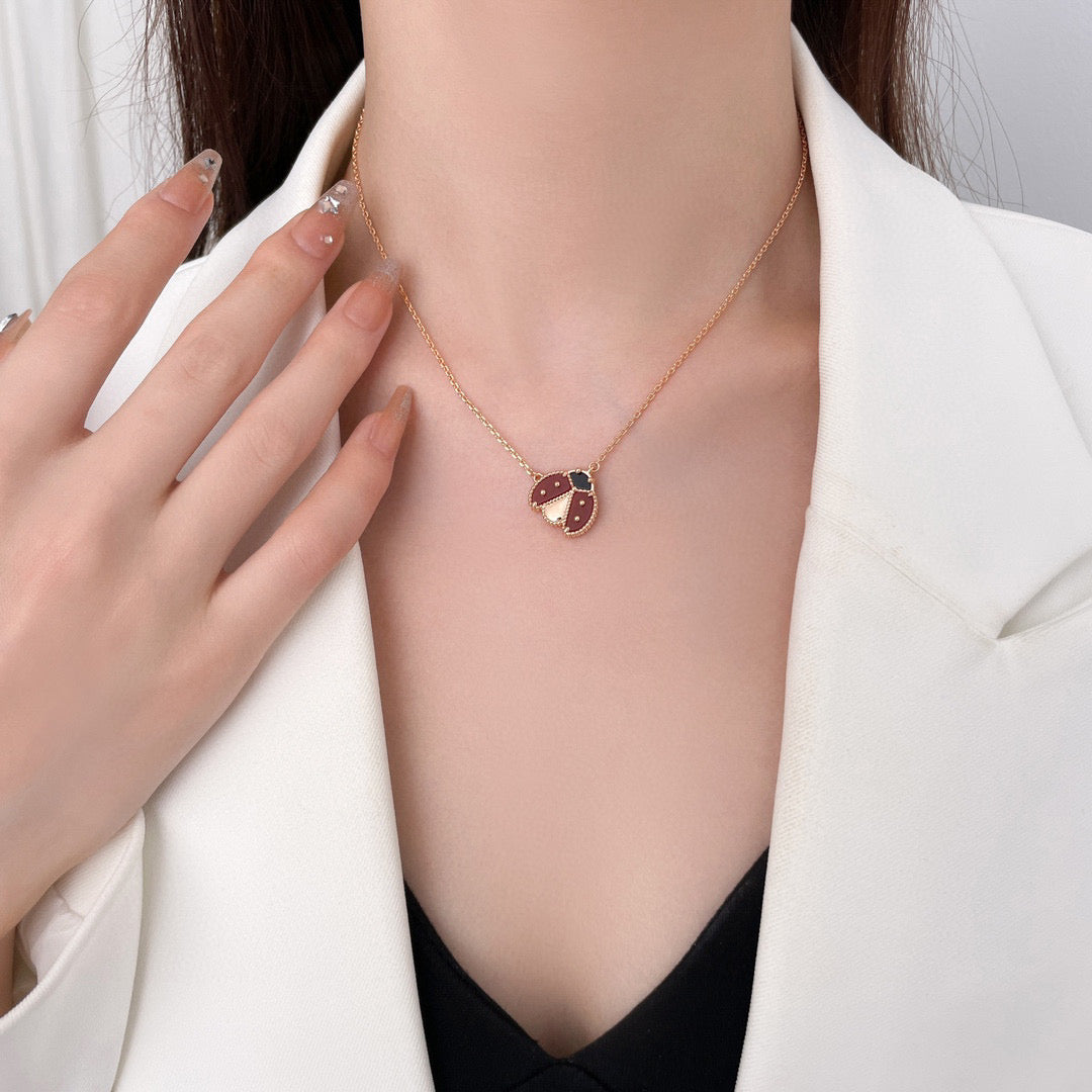 [Kismet Jewels ]LUCKY  CARNELIANS LADYBUG NECKLACE