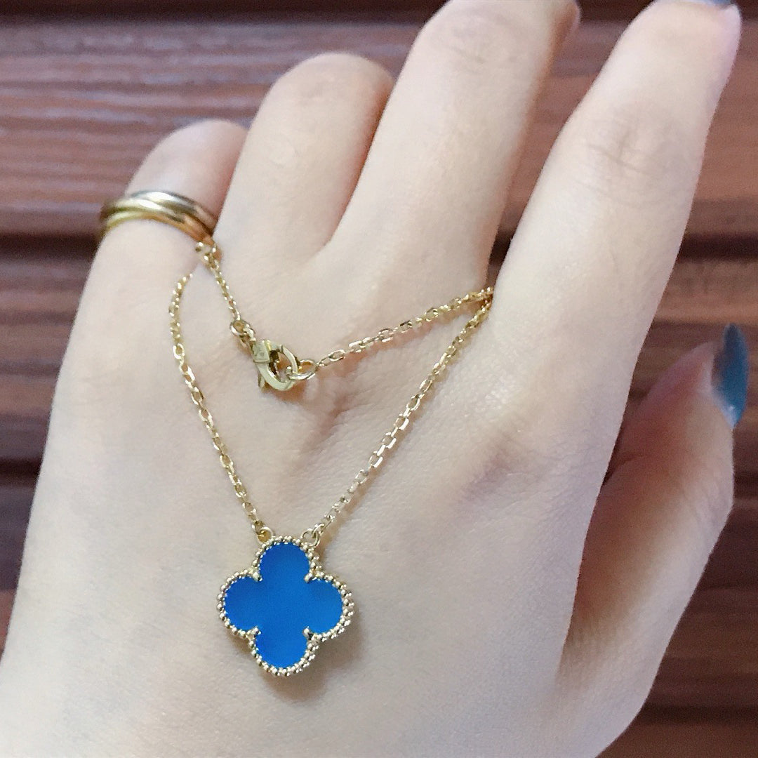 [Kismet Jewels ]CLOVER 15MM BLUE AGATE NECKLACE