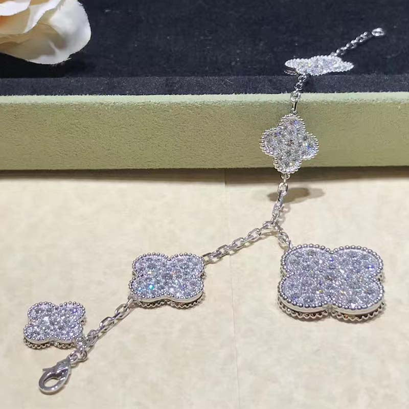 [Kismet Jewels ]CLOVER 6 MOTIFS SILVER DIAMOND BRACELET