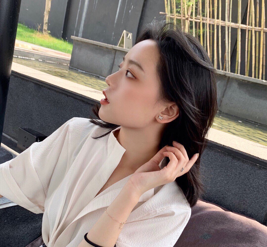 [Kismet Jewels ]JEUX DE WHITE MOP ROSE GOLD DIAMOND EARRINGS