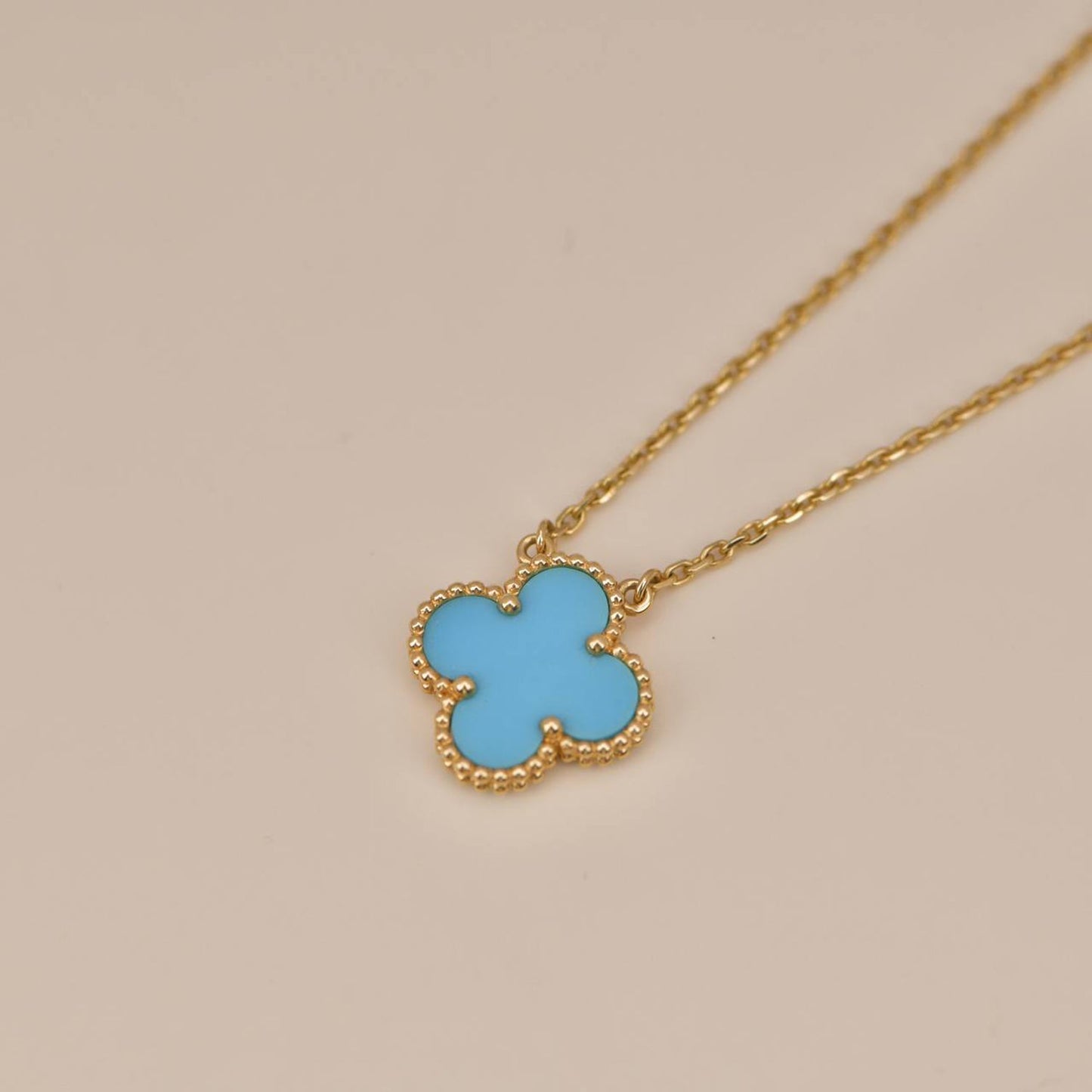 [Kismet Jewels ]CLOVER 15MM VINTAGE TURQUOISE NECKLACE
