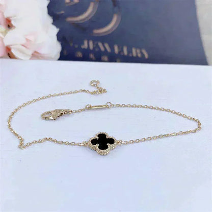 [Kismet Jewels ]CLOVER ONYX SINGLE FLOWER BRACELET